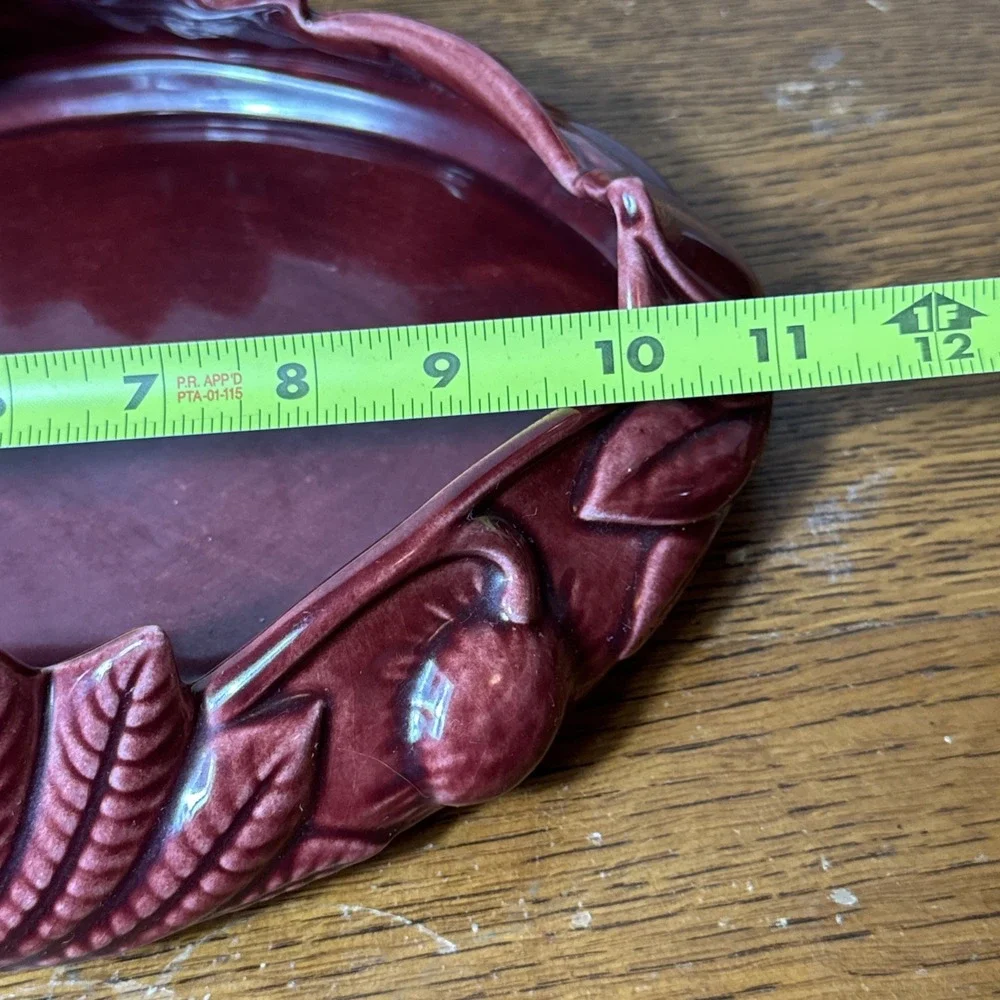 Camark Pottery 143 Burgundy Red Ceramic Leaf Design Centerpiece Bowl 11